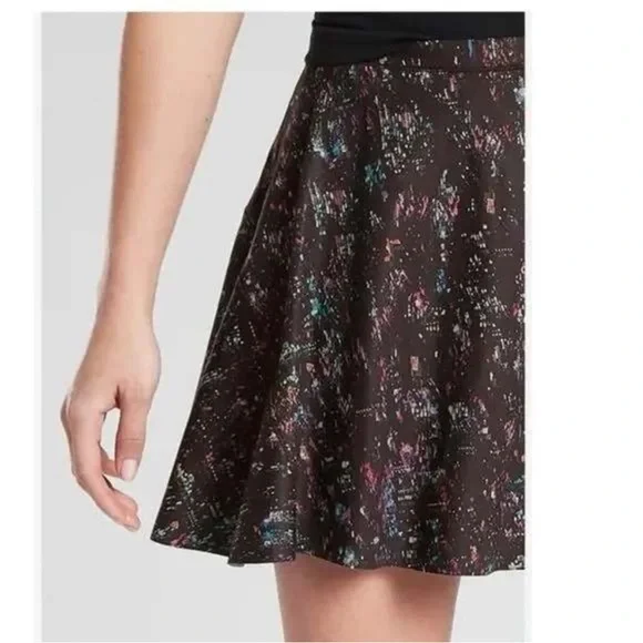 Athleta Match Point Skort in the "City Lights" print - Size XS - Picture 5 of 16